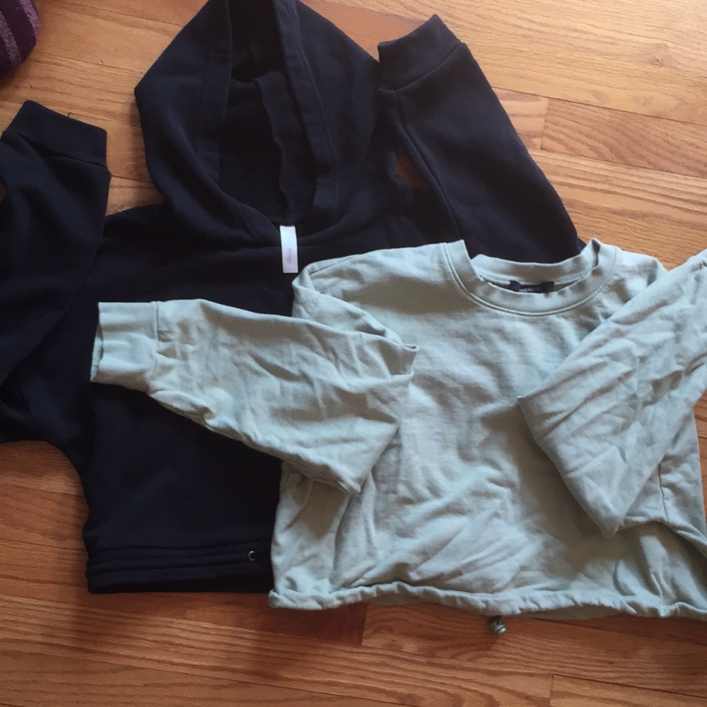 Crop tops